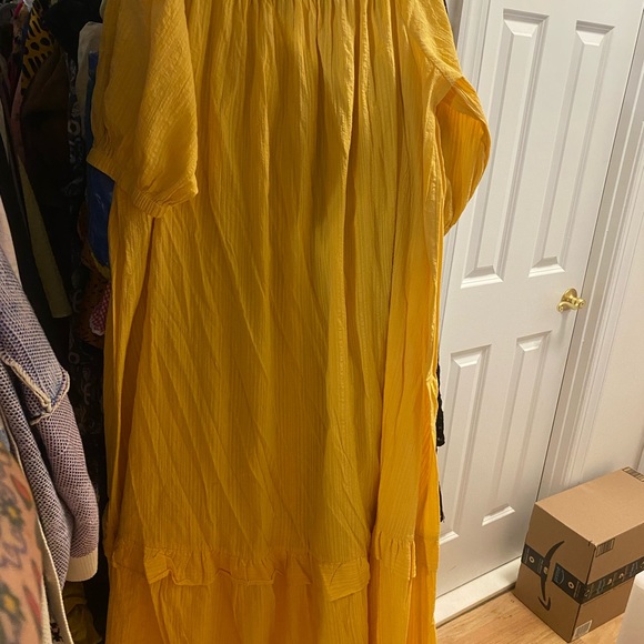Anthropologie yellow gold off the shoulder, flowy free, button front dress 3X - Picture 5 of 6